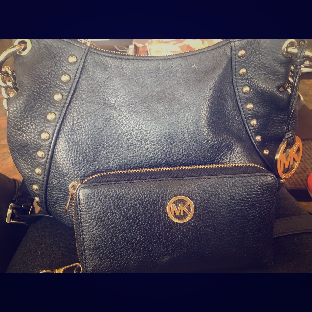 MK leather crossbody w/ matching MK wallet